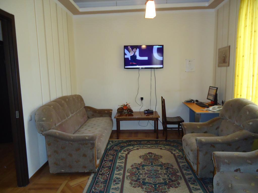 Guest House Lviv Грузия Κουτάισι Εξωτερικό φωτογραφία