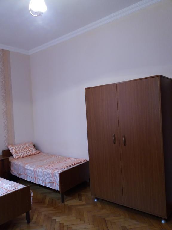 Guest House Lviv Грузия Κουτάισι Εξωτερικό φωτογραφία