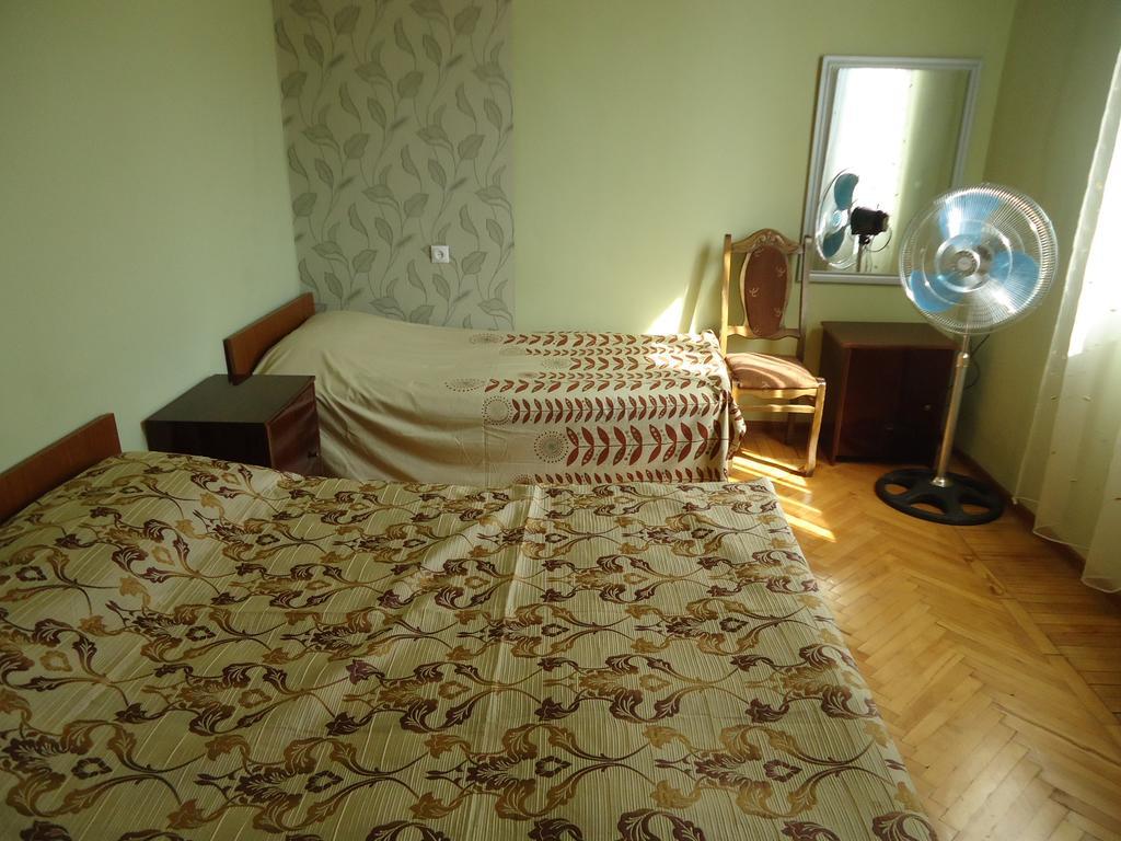 Guest House Lviv Грузия Κουτάισι Εξωτερικό φωτογραφία