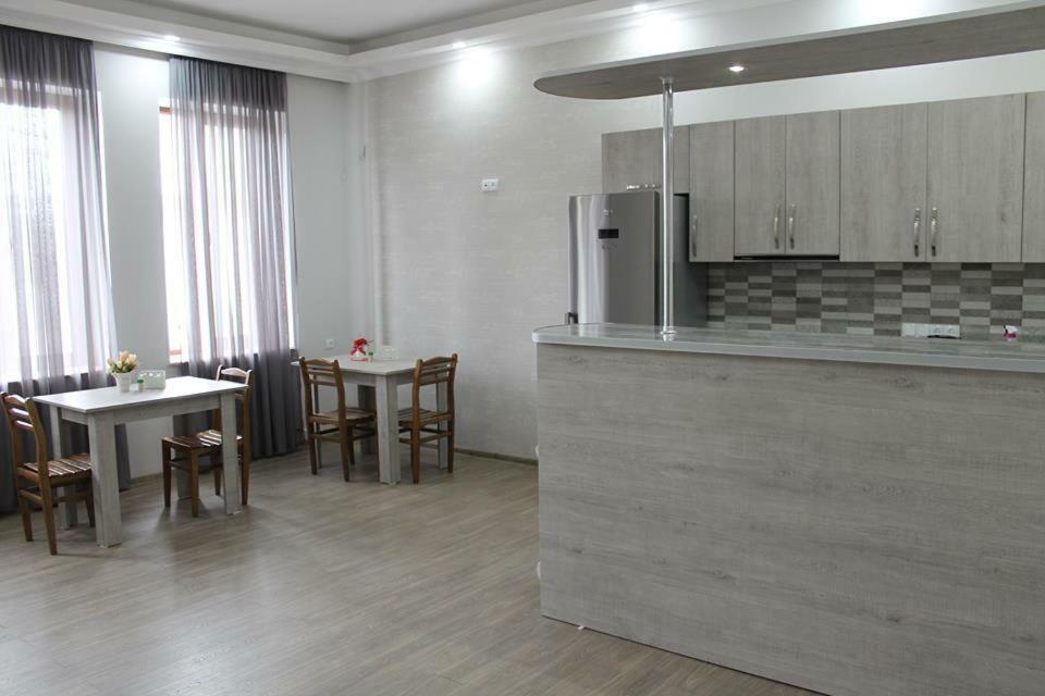 Guest House Lviv Грузия Κουτάισι Εξωτερικό φωτογραφία